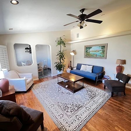 Cozy Family Hideaway, Sleeps 8, 4 Tv'S Yard, Shops Villa Simi Valley Buitenkant foto