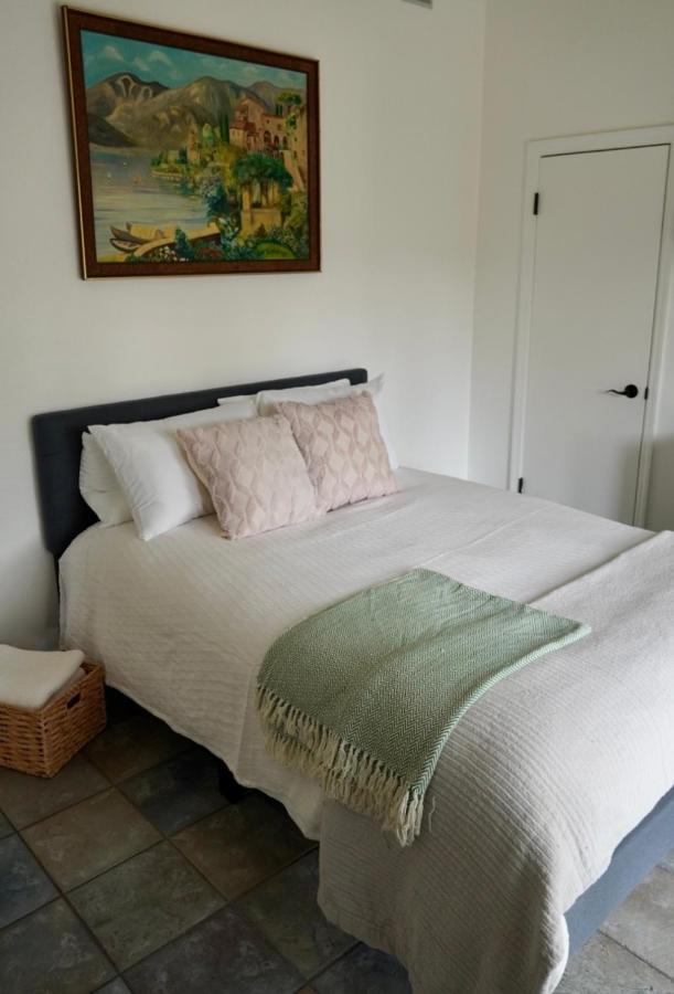 Cozy Family Hideaway, Sleeps 8, 4 Tv'S Yard, Shops Villa Simi Valley Buitenkant foto