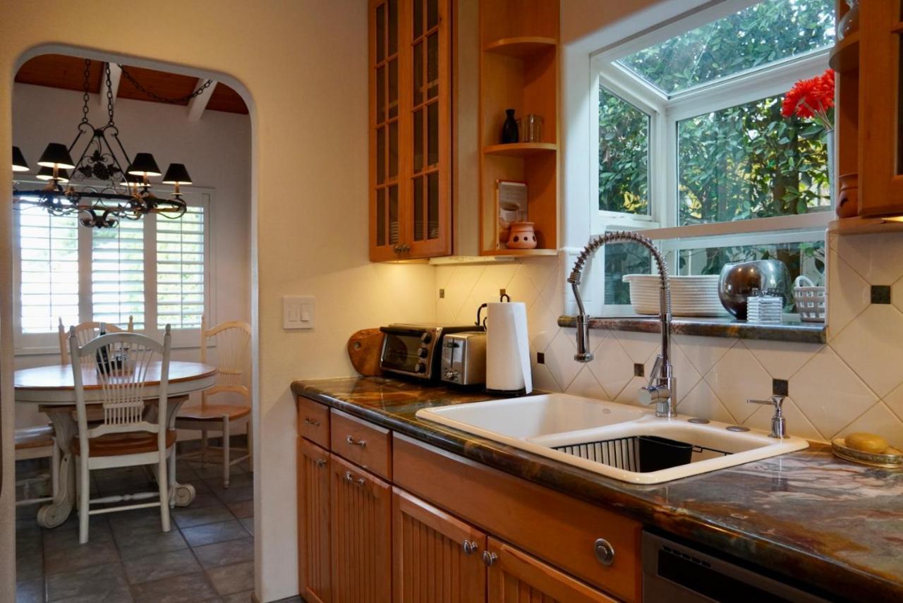 Cozy Family Hideaway, Sleeps 8, 4 Tv'S Yard, Shops Villa Simi Valley Buitenkant foto